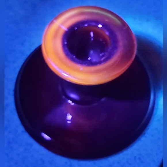 Pair vintage Imperial ruby red candle holders - Picture 7 of 9